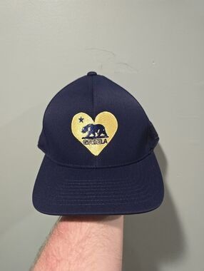 G/FORE Navy Blue Hat with Yellow Heart Bear Love LA Golf Athleisure  Logo